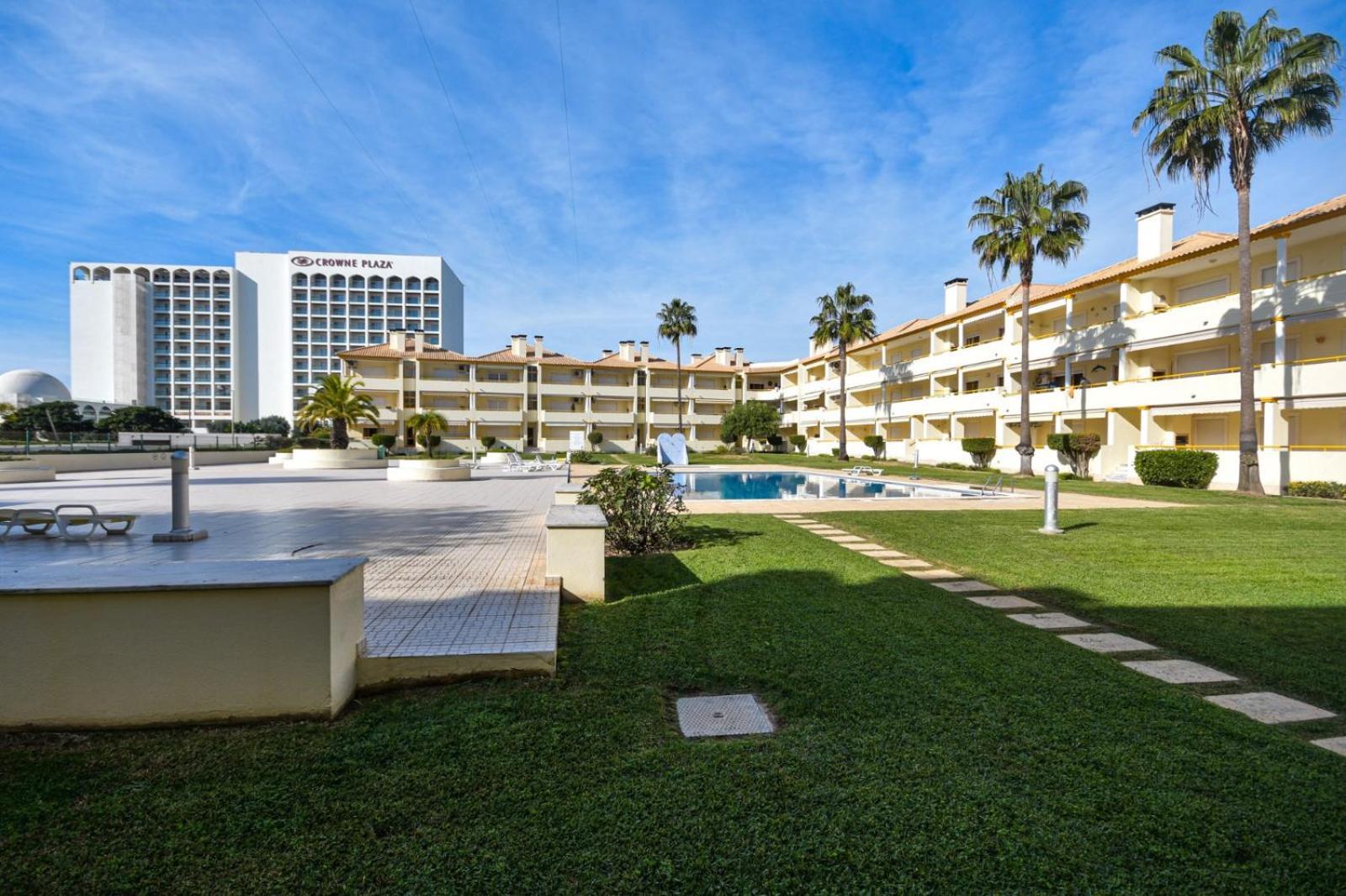 Vila Atlantida - Vilamoura-Quarteira Holiday Home - Beach At 250 Mts 外观 照片